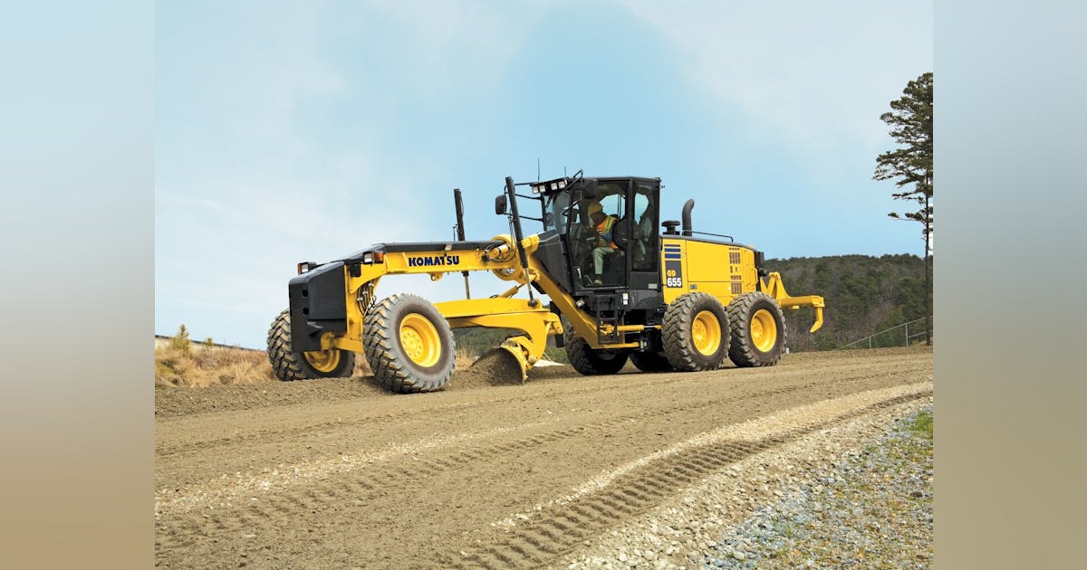 Earthmoving Report: Komatsu GD655-5 Motor Grader | Construction