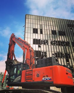 Eglentowicz-uses-Hitachi Eglentowicz-uses-Hitachi