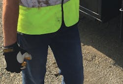 1654666458861 Glove 1654666458861 Glove