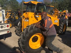 JCB-Tire-Maintenance JCB-Tire-Maintenance