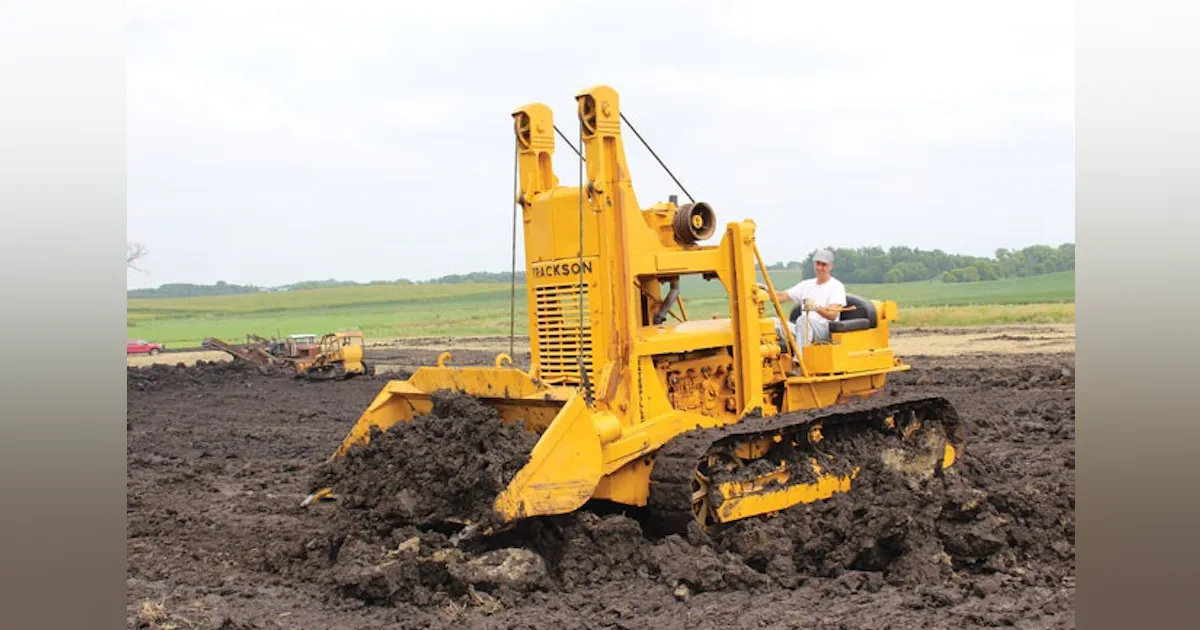 Crawler Loader Evolution | Construction Equipment