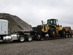 Wheel-loader-on-low-boy-trailer Wheel-loader-on-low-boy-trailer