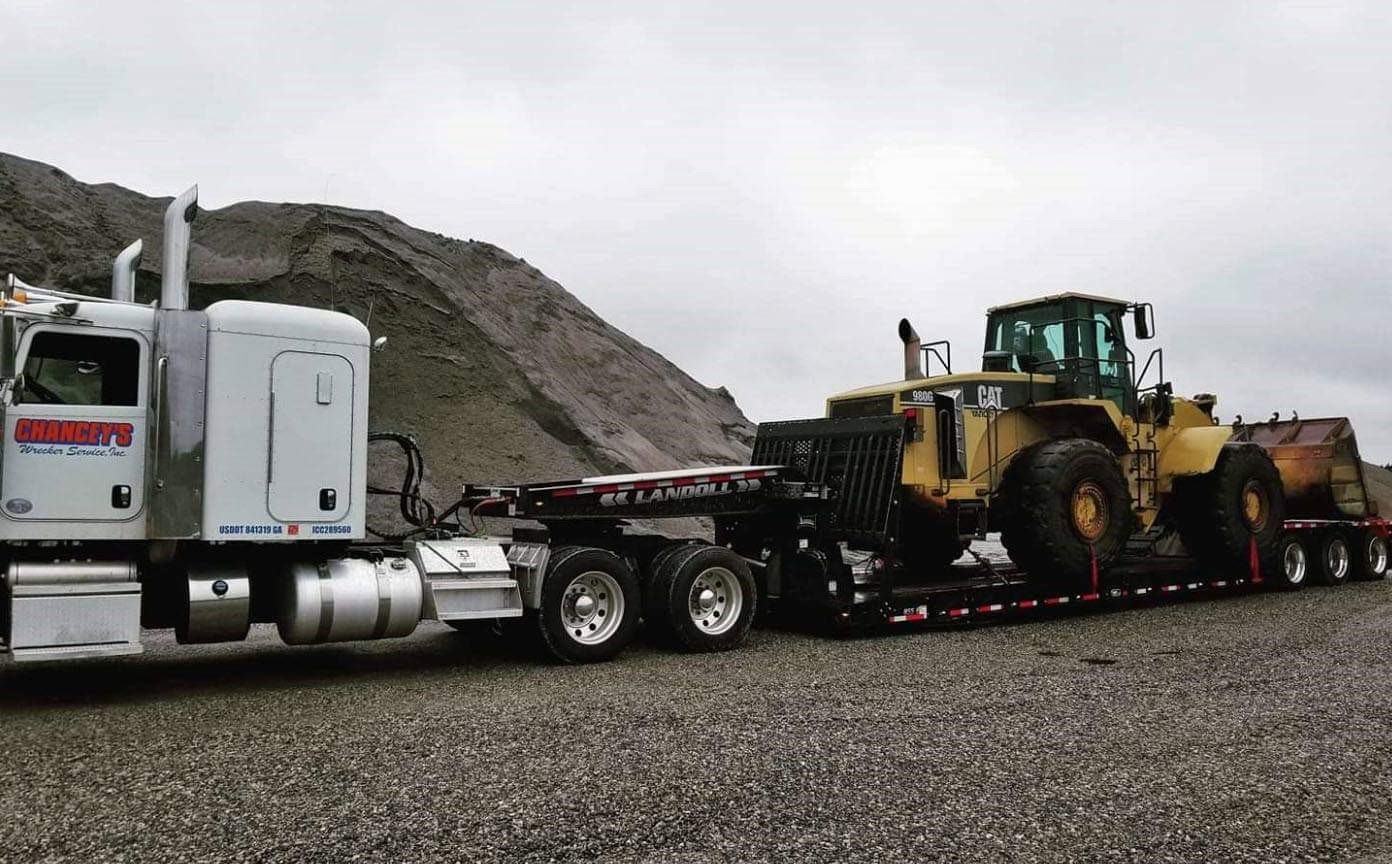 1654666836093 Wheelloaderonlowboytrailer