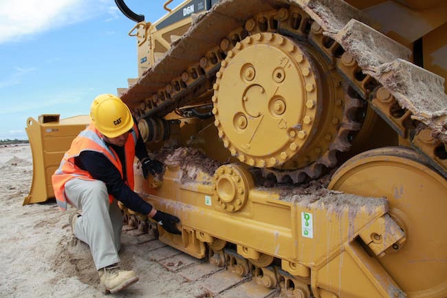 Undercarriage-Inspection