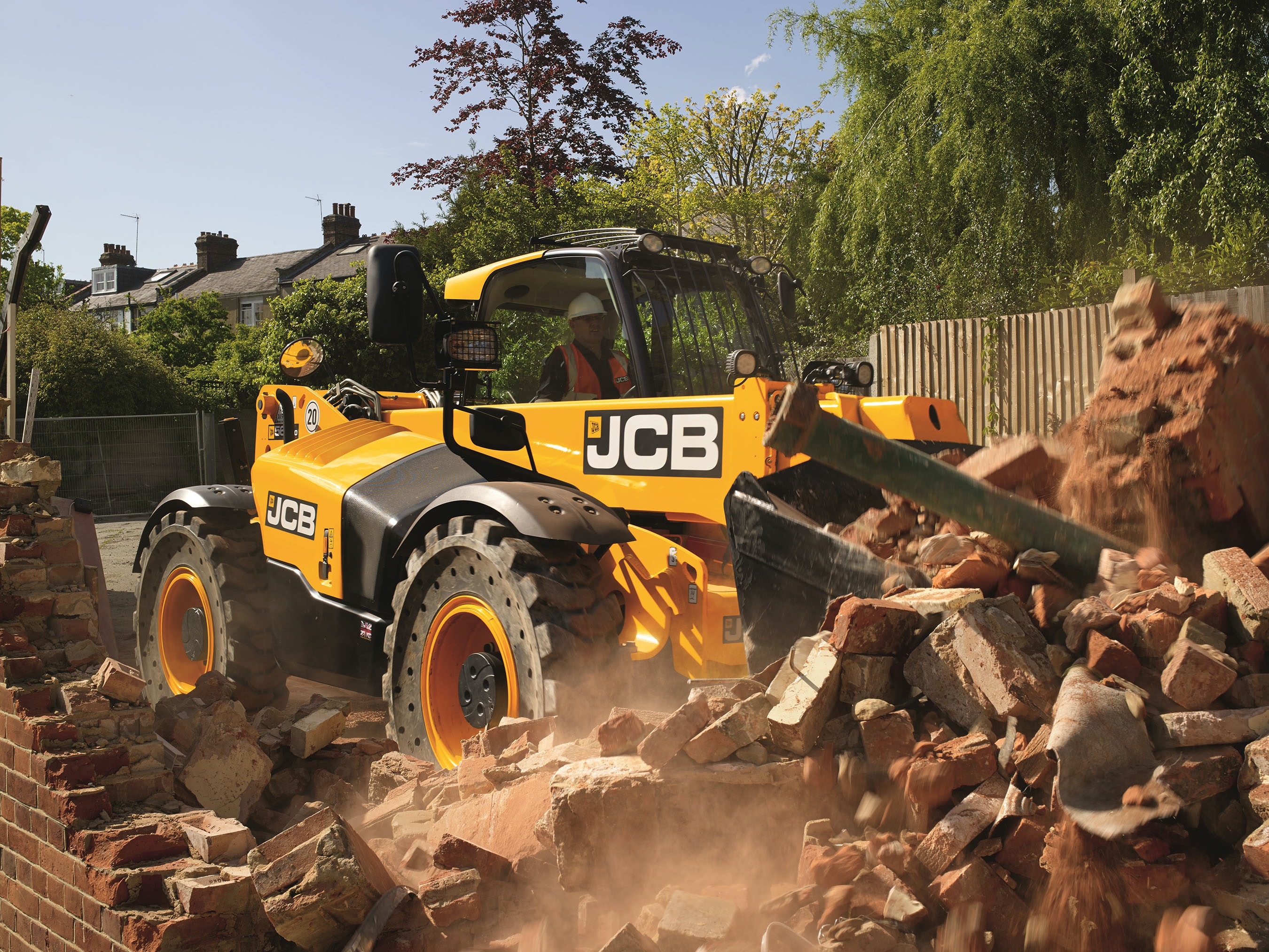 1654723256087 Jcb51226th