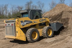 1654723277426 Gehlv420skidsteer 1654723277426 Gehlv420skidsteer
