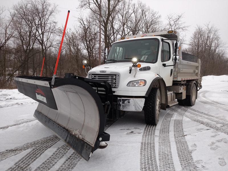 1654723311013 Freightlinerm2plow