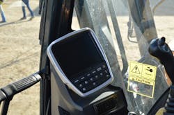 Hyundai-HX220L-Monitor-Black Hyundai-HX220L-Monitor-Black