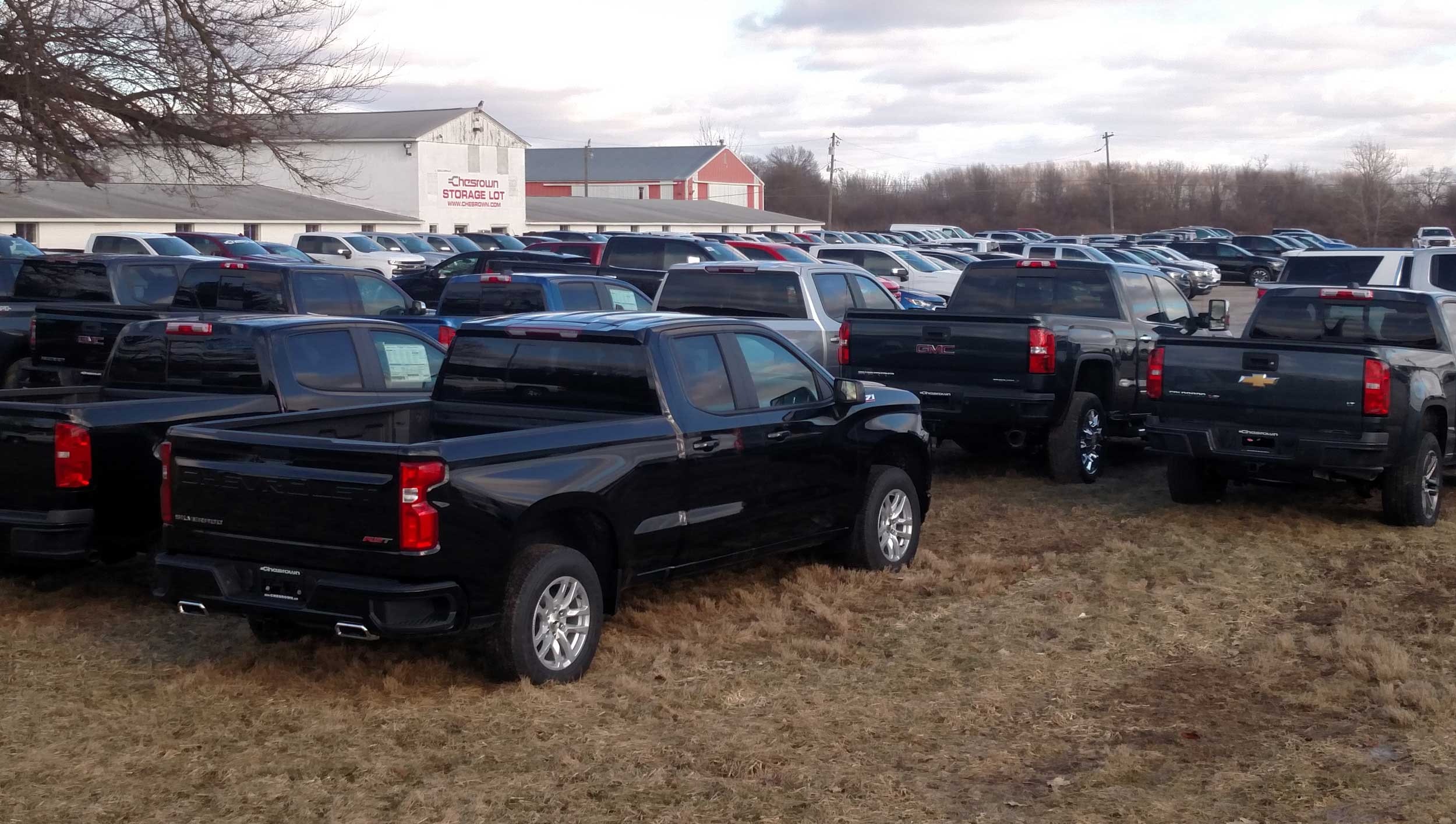 1654723323725 Pickuptrucklot