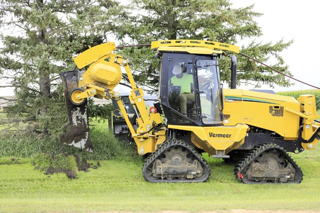 Vermeer-RTX1250i2-trencher