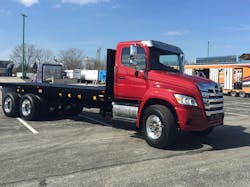 1654723349507 Hinoxl8withflatbed 1654723349507 Hinoxl8withflatbed