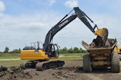 1654723421018 Deere210gload 1654723421018 Deere210gload