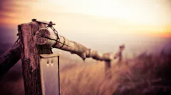 wooden-fence-Viktor Hanacek