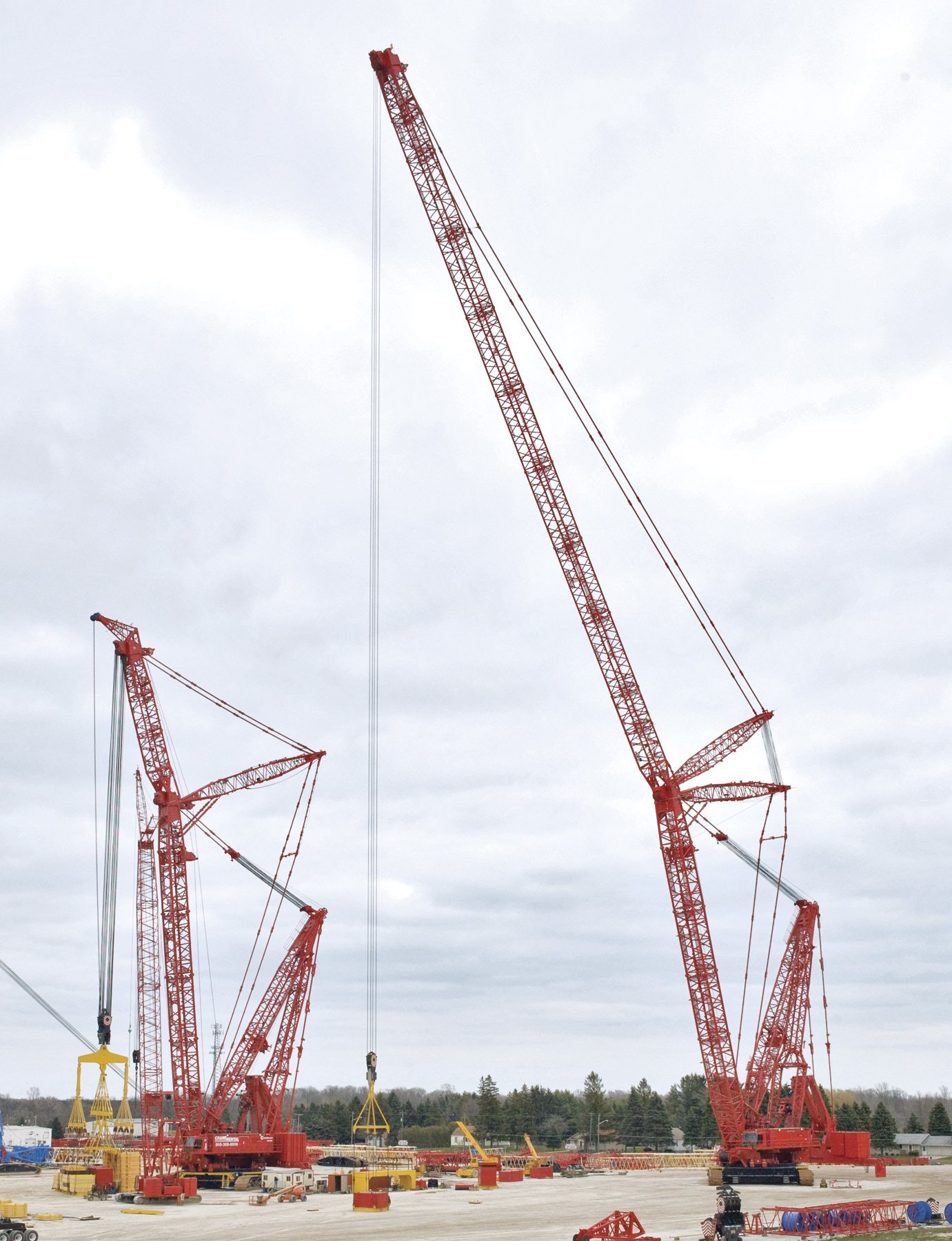 1654782297767 Manitowoc 31000 Crane