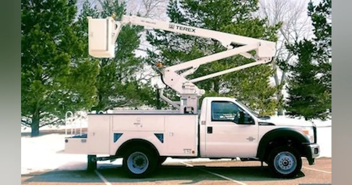High Ranger Terex Utilities Hi-Ranger Aerial Device | Construction Equipment