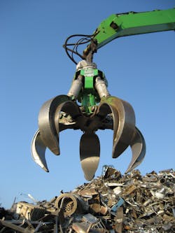 1654795531846 Sennebogen 5 Tine Grapple In Action 1654795531846 Sennebogen 5 Tine Grapple In Action