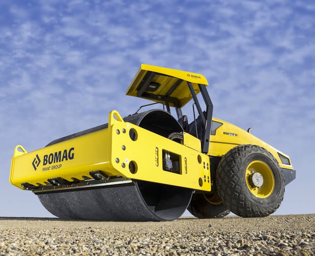 BOMAG BW211D 50 compactor