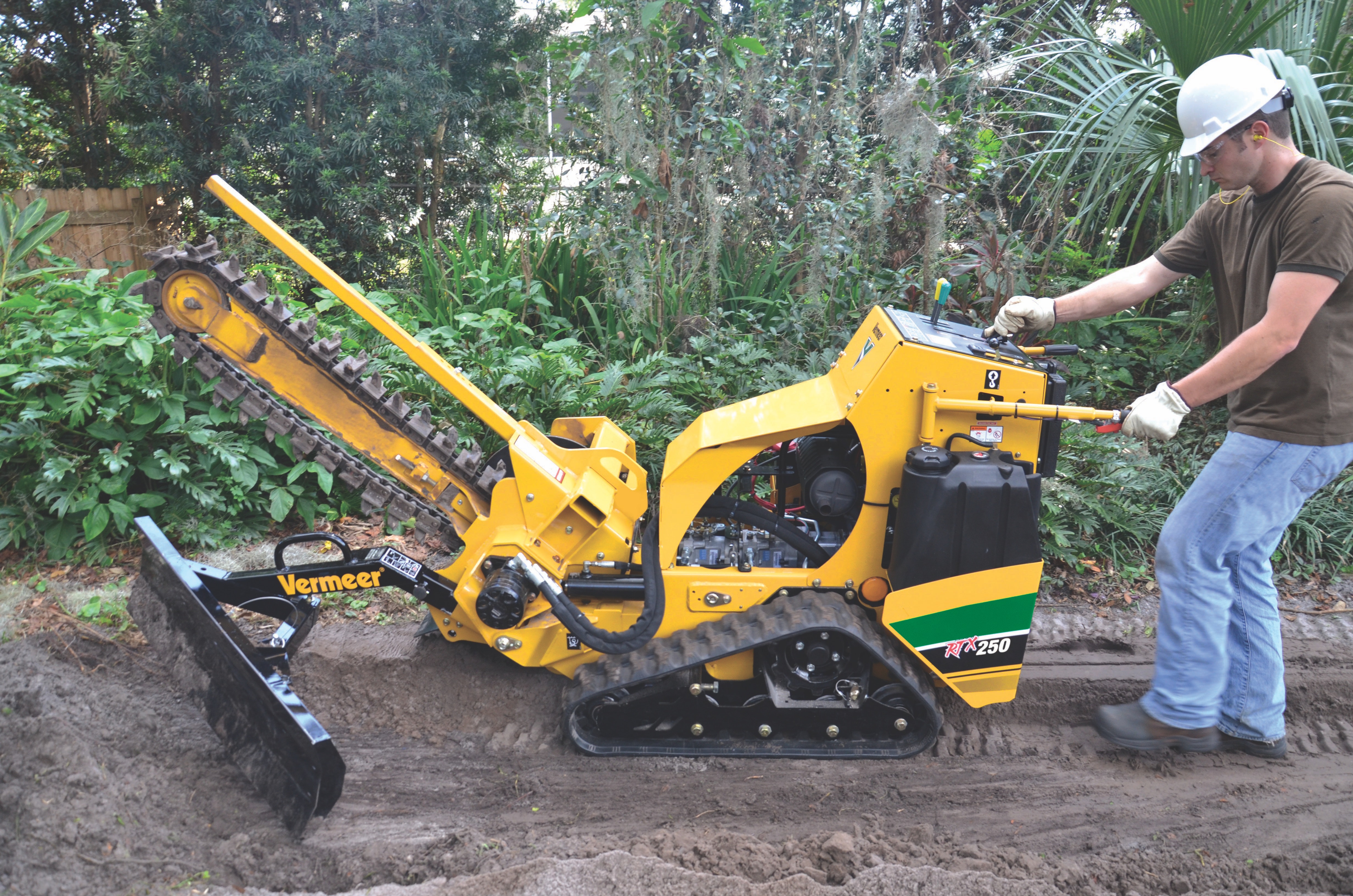 1654795785206 Vermeer Rtx250 Trencher