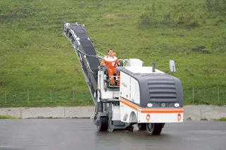 Wirtgen W-60I Cold Planer