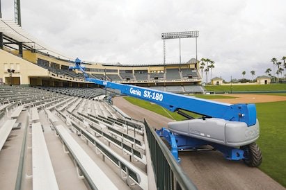 Genie SX-180 telescopic boom lift