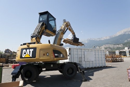 1654796072067 Caterpillar M318d Waste Handler