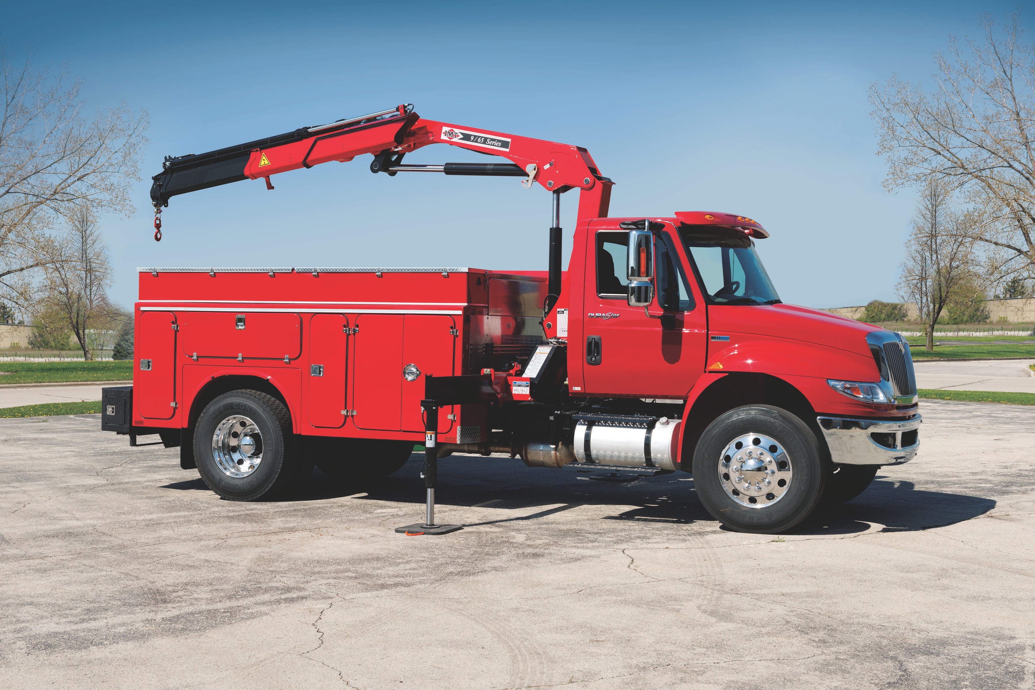 IMT MidRange Articulating Cranes Construction Equipment