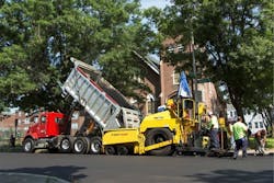 1654796700780 Bomagcedarapids Cr552 Paver 0 1654796700780 Bomagcedarapids Cr552 Paver 0