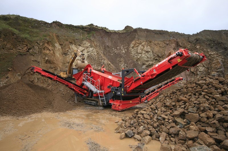 1654797194802 Terex Finlay 883 Screening Machine