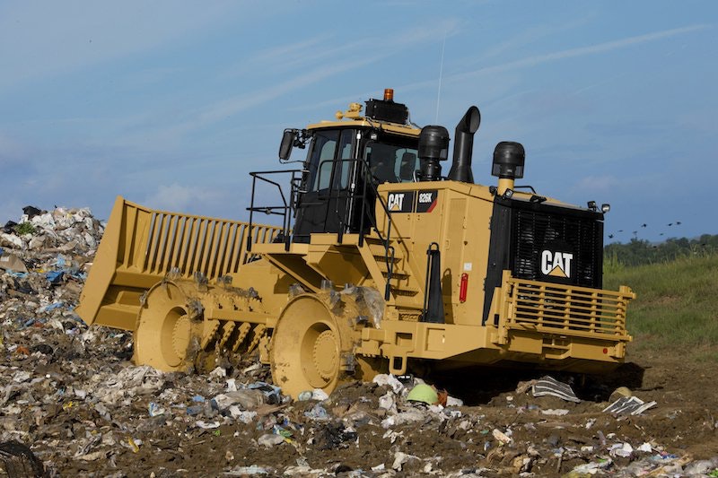 1654797289417 Cat 826k Landfill Compactor