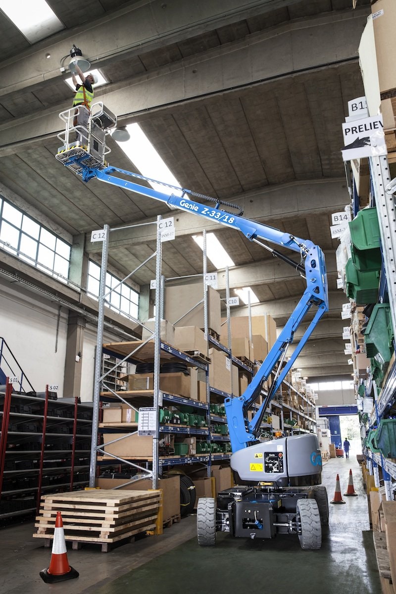 Genie z33_18 articulating boom