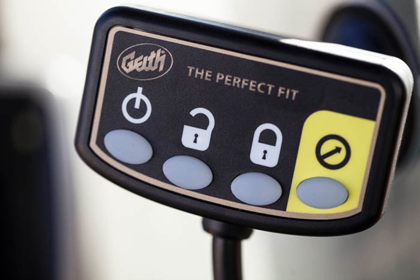 1654797877093 Geith Quick Coupler Control System Photo 1