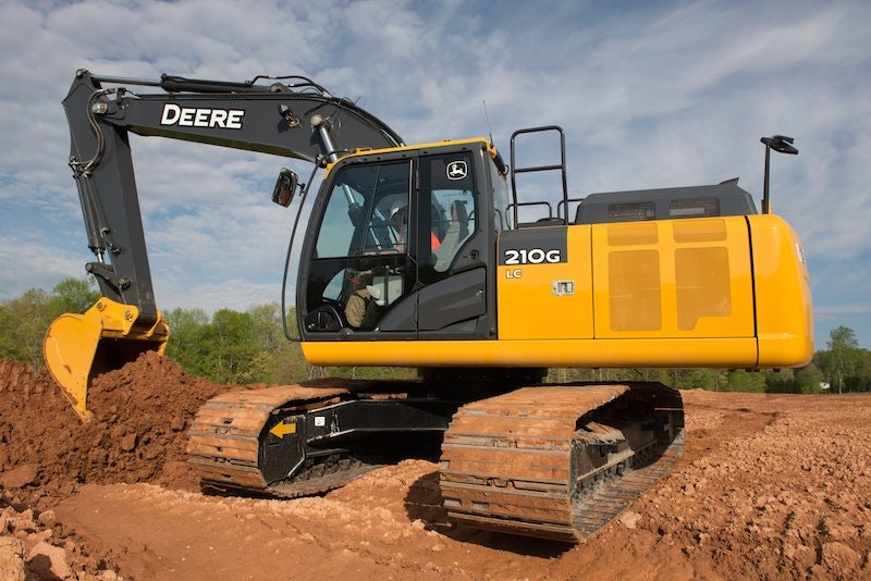 Deere 210GLC excavator