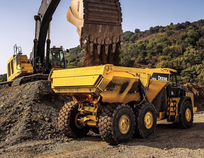 JohnDeere_460E_ADT