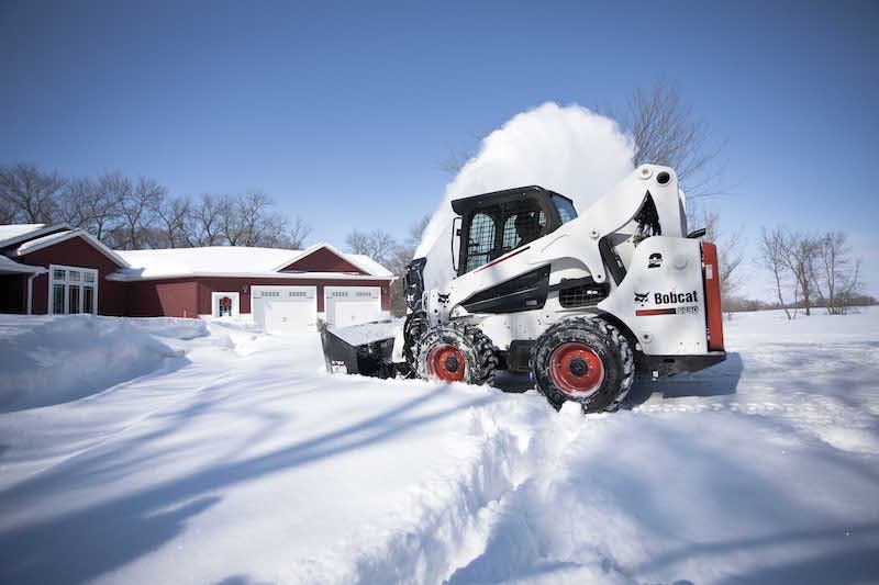 Bobcat S750 skid steer