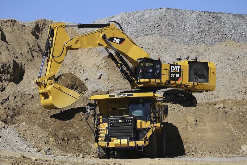 Caterpillar 6015B Mining Shovel | Construction Equipment