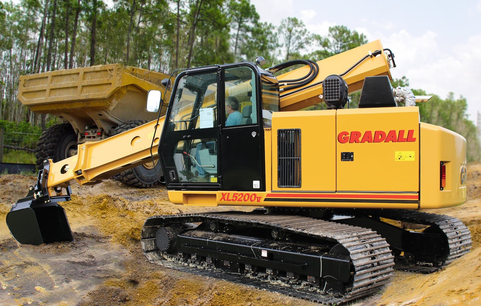 Gradall XL 5200 V excavator