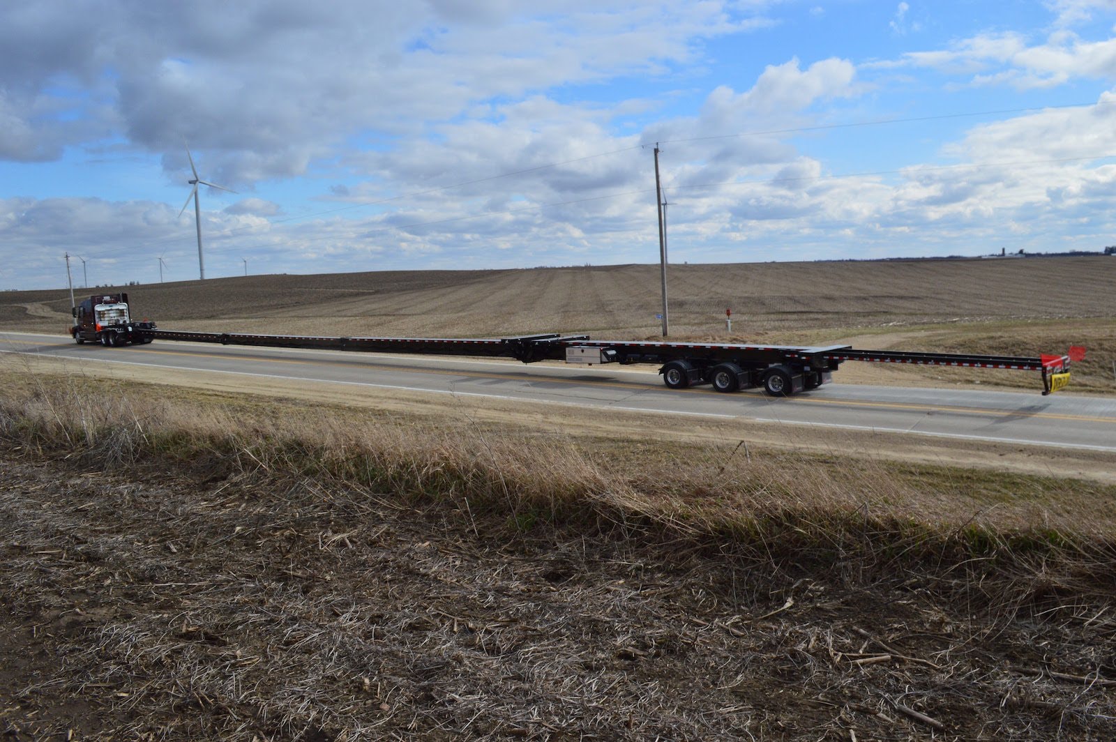 1654799239160 Specialized Trailers Xl Blademate