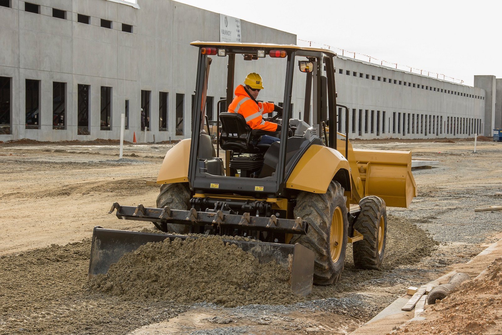 1654799288600 Cat 415f2 Industrial Loader Web