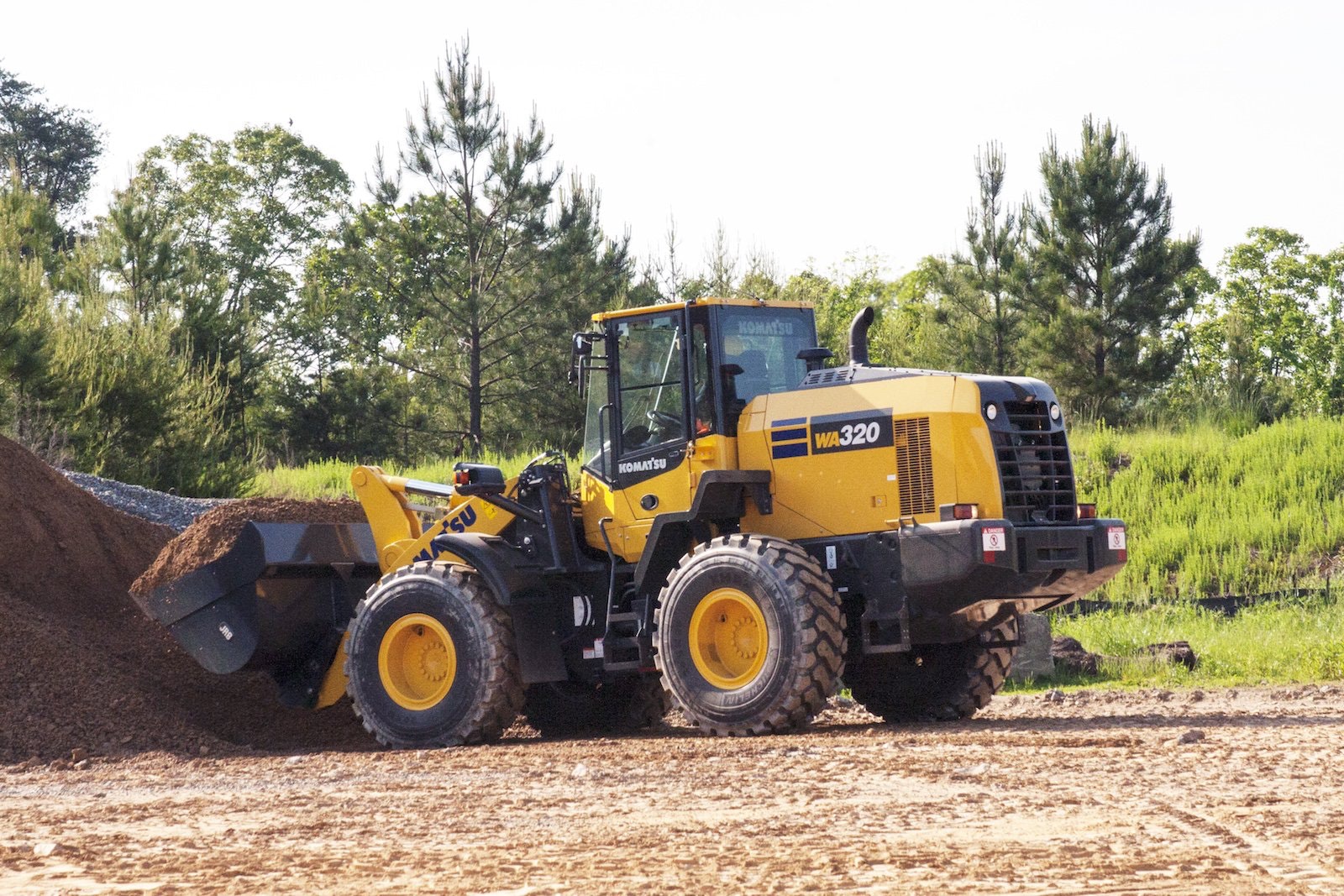 Komatsu WA320-8 wheel loader