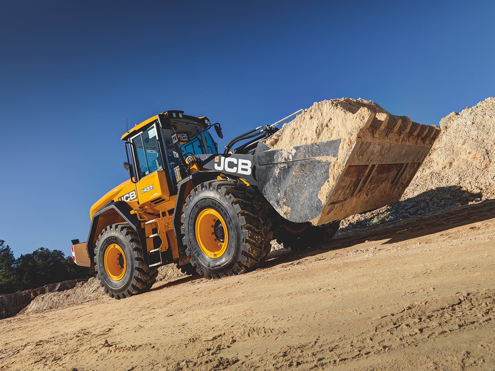 1654799532093 Jcb 437 Wheel Loader