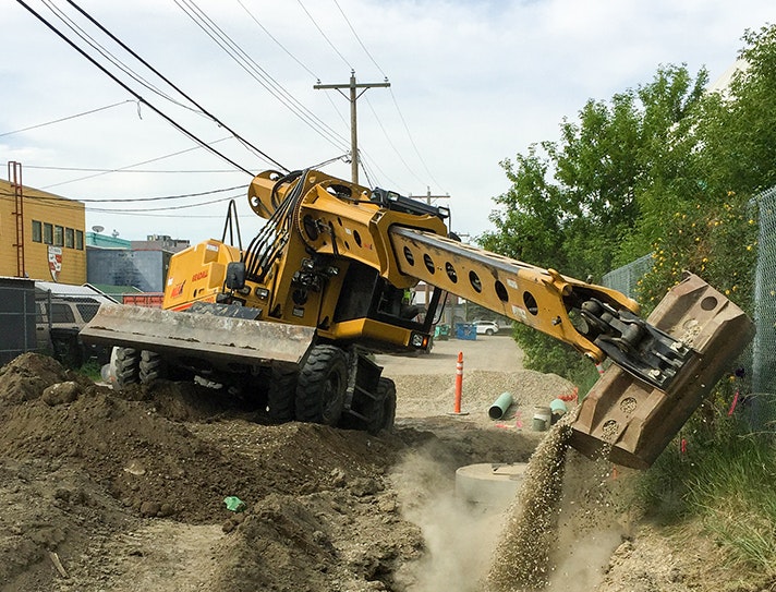 Gradall xl3300V Excavator web