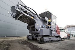 1654807370031 Dynapacmf2500csmaterialtransfervehicle 1654807370031 Dynapacmf2500csmaterialtransfervehicle