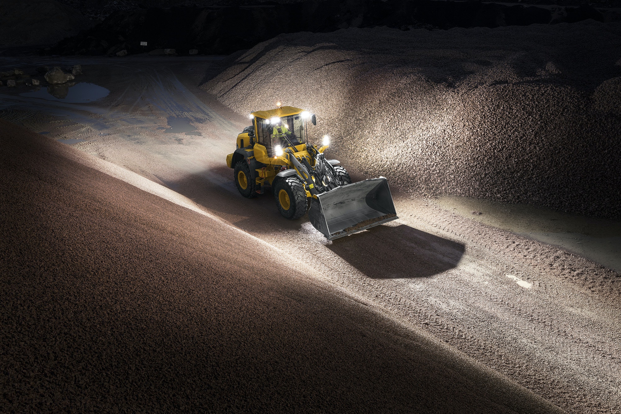 1654807482462 Volvol90hwl