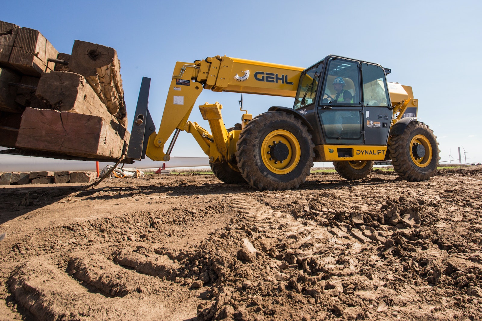 Gehl-DL12-55-Gen-3-telehandler