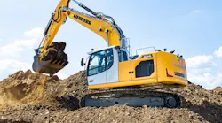 liebherr-r924-excavator