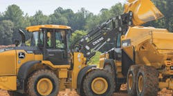 John_Deere_524L_wheel_loader John_Deere_524L_wheel_loader