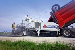 Roadtec-RP-195-tracked-paver