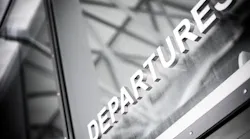 departures-airport-sign-picjumbo-com