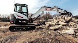 bobcat-e42-3-tine-grapple-s6c8513-19p1-fc_0 bobcat-e42-3-tine-grapple-s6c8513-19p1-fc_0