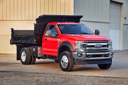 Ford-F-600-Super-Duty-Chassis-Cab_2021